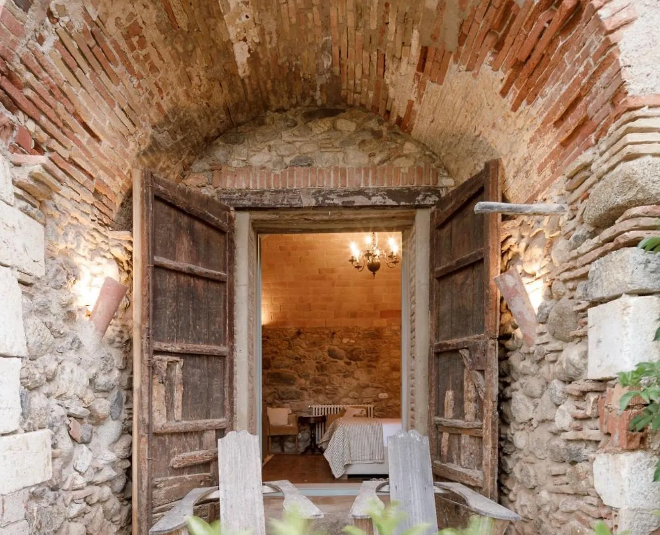 Hotel Castell De Vallgornera ペレラダ