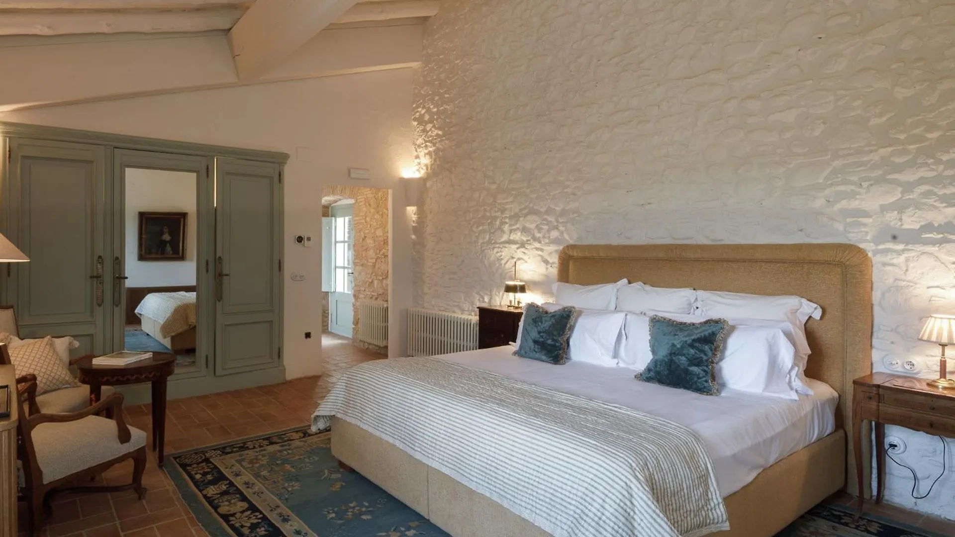 Hotel Castell De Vallgornera ペレラダ
