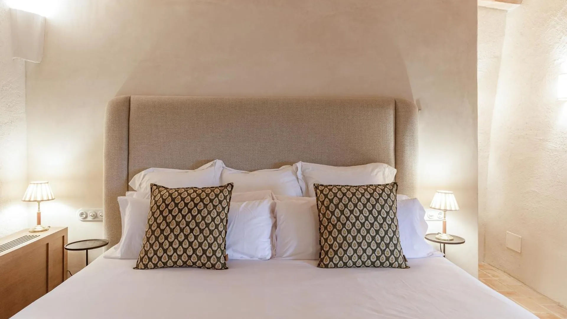 Hotel Castell De Vallgornera Peralada