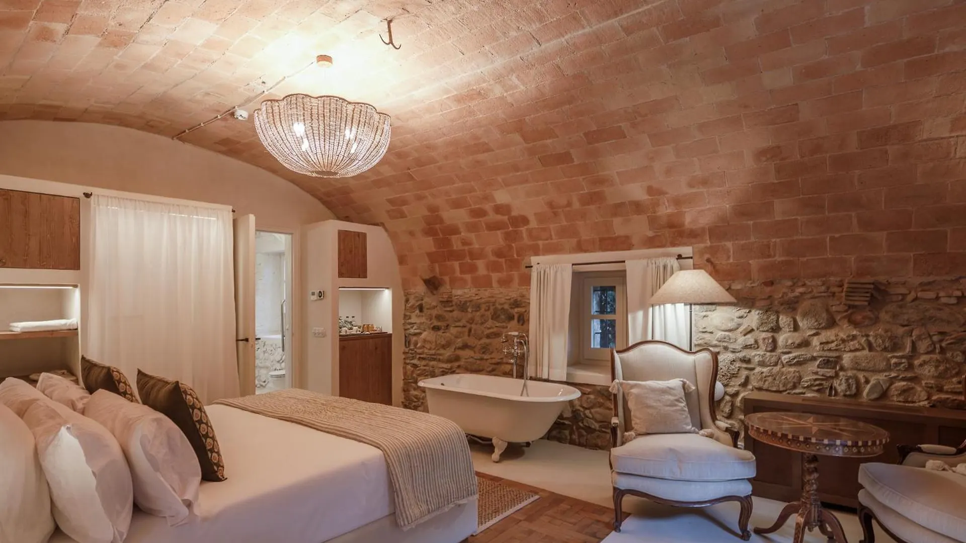 Hotel Castell De Vallgornera ペレラダ 0*,  スペイン