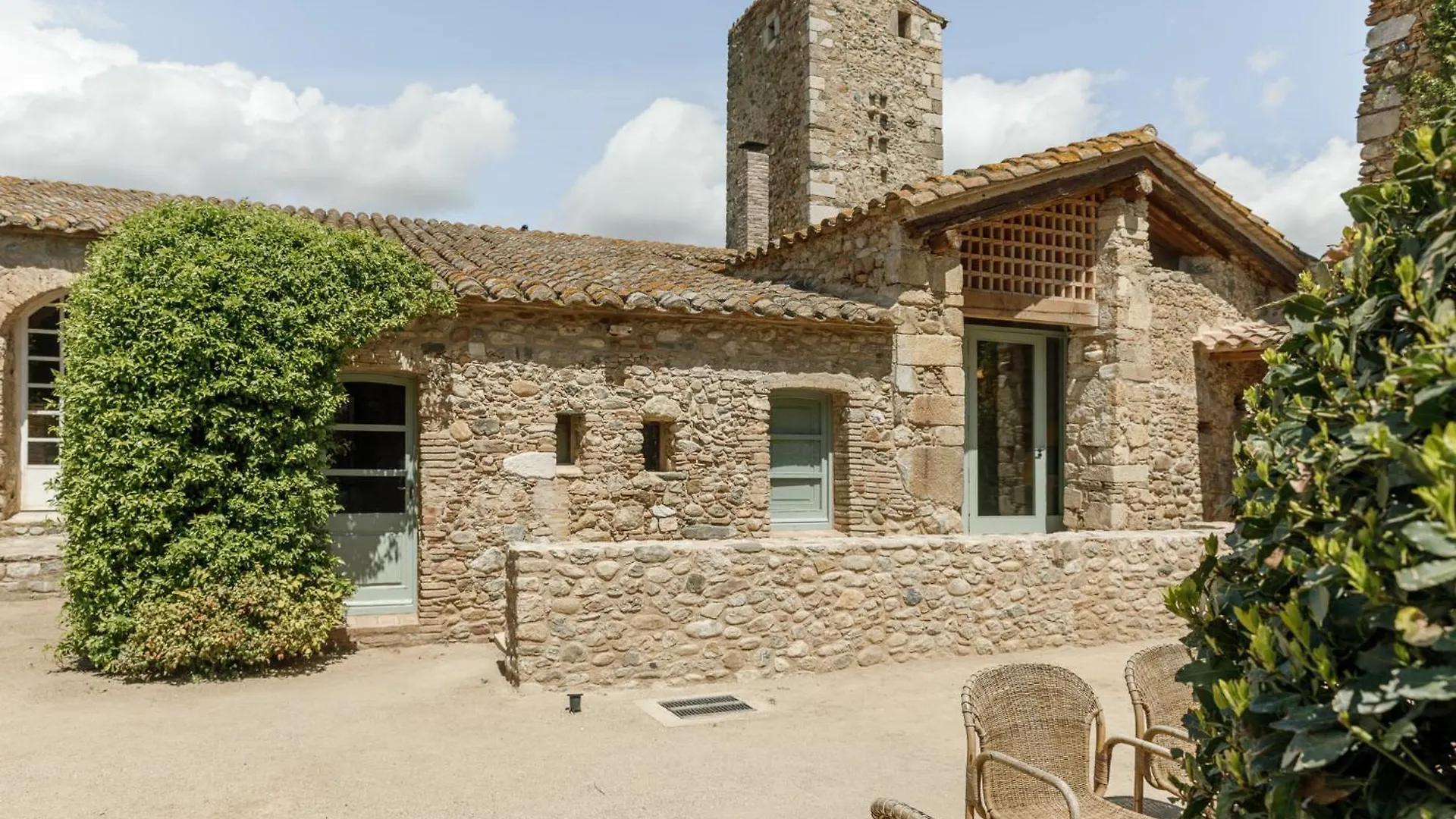 Hotel Castell De Vallgornera Peralada Spain