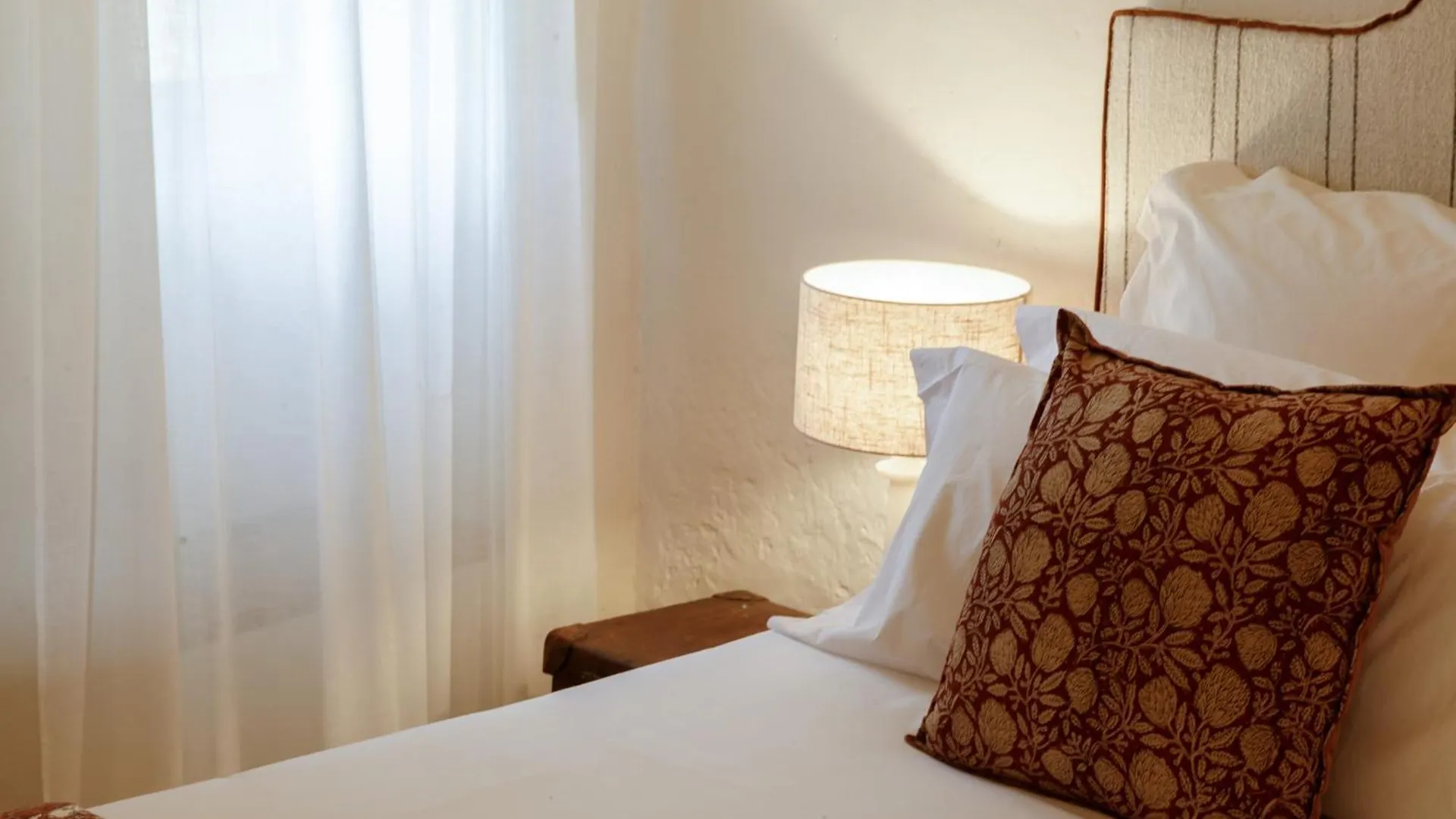 Hotel Castell De Vallgornera ペレラダ