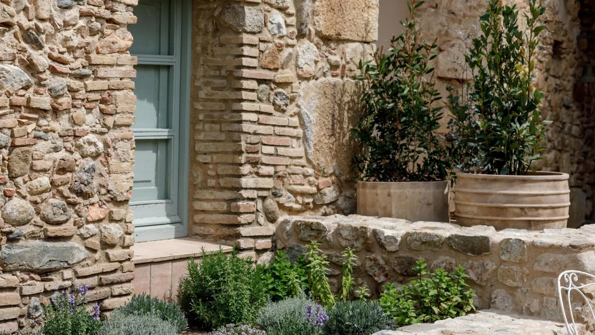 Hotel Castell De Vallgornera ペレラダ