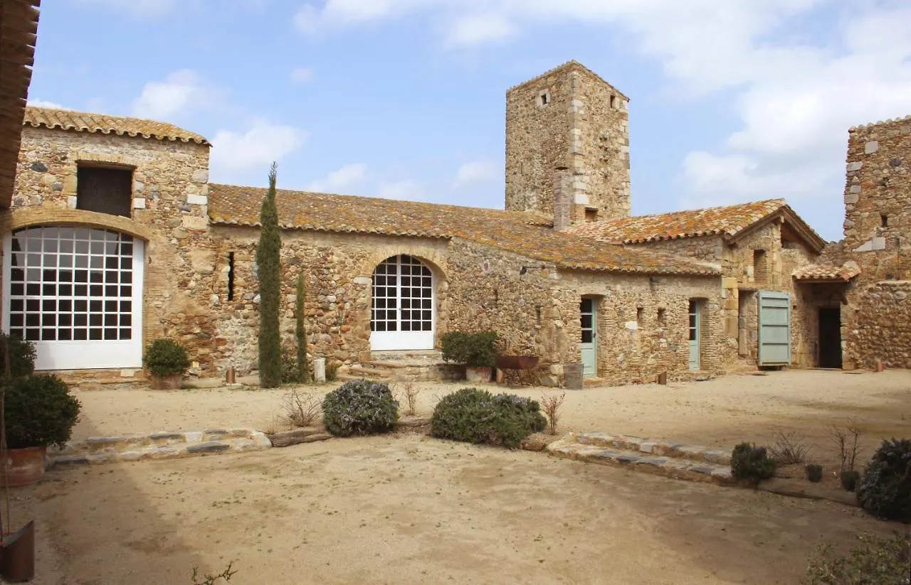 Hotel Castell De Vallgornera ペレラダ